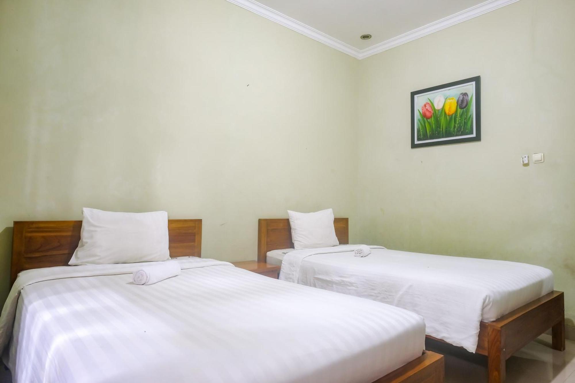 Joglo Manggisan Syariah Hotel Yogyakarta