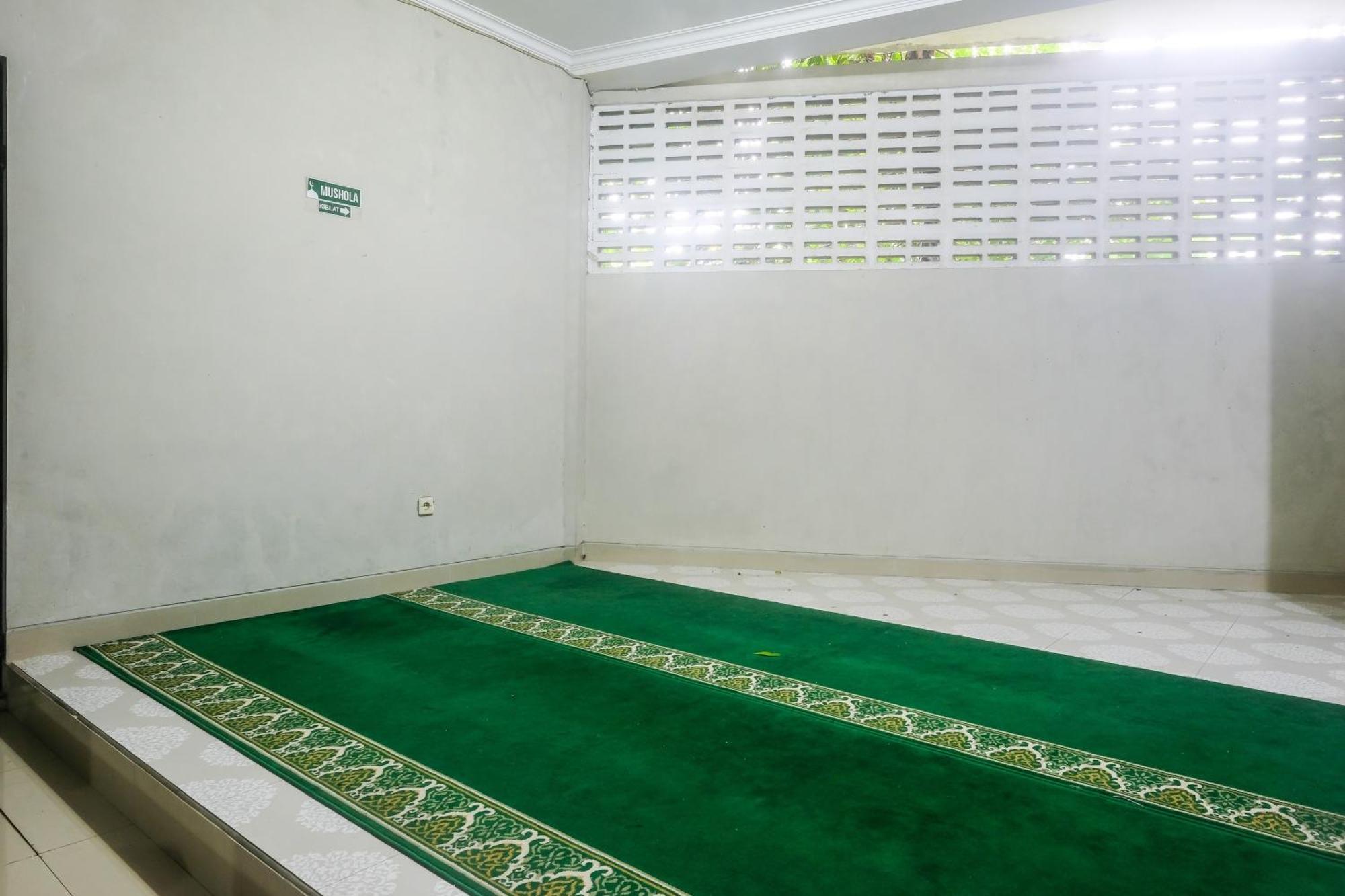 Joglo Manggisan Syariah 2*