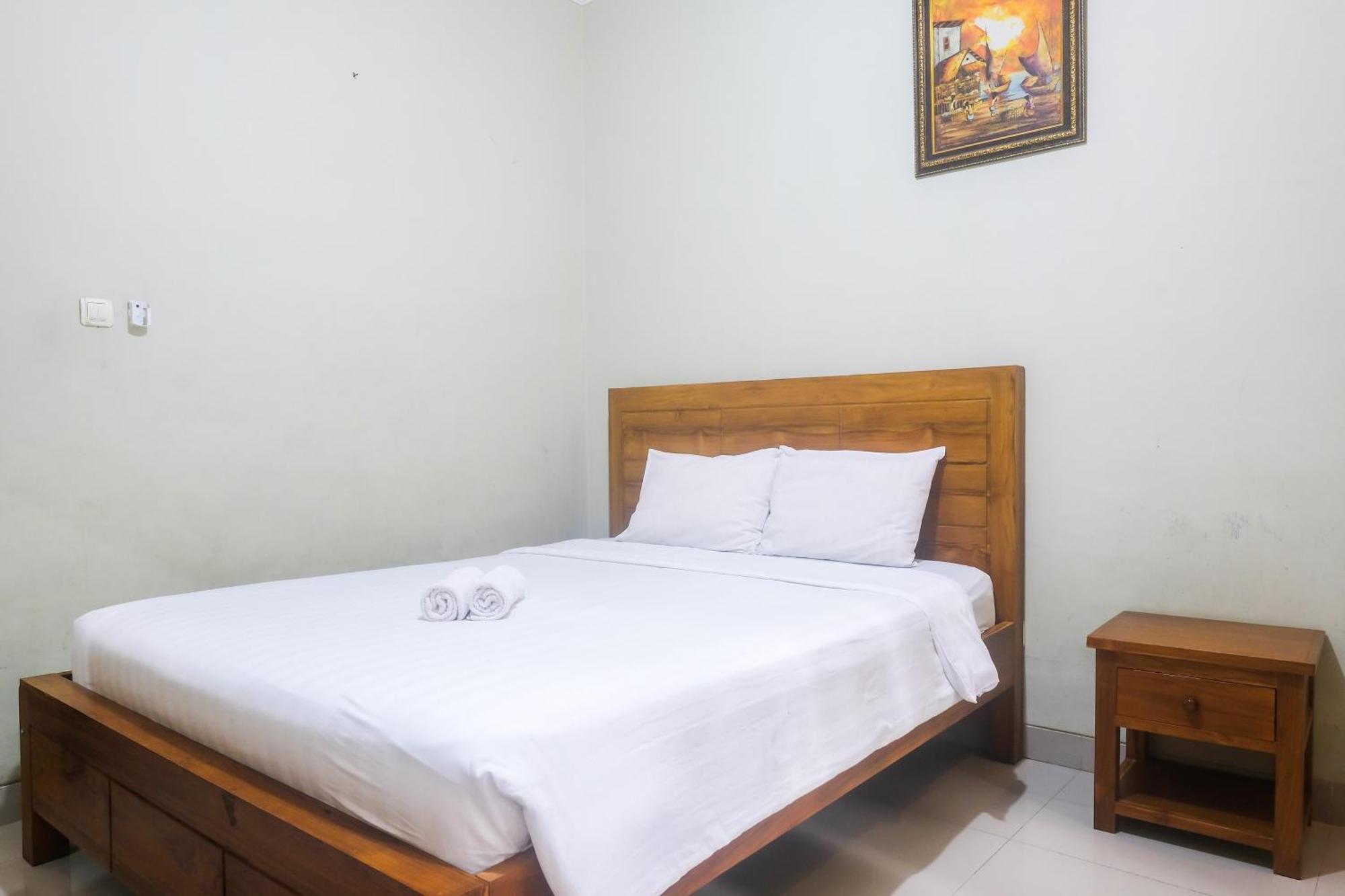 Joglo Manggisan Syariah 2* Yogyakarta