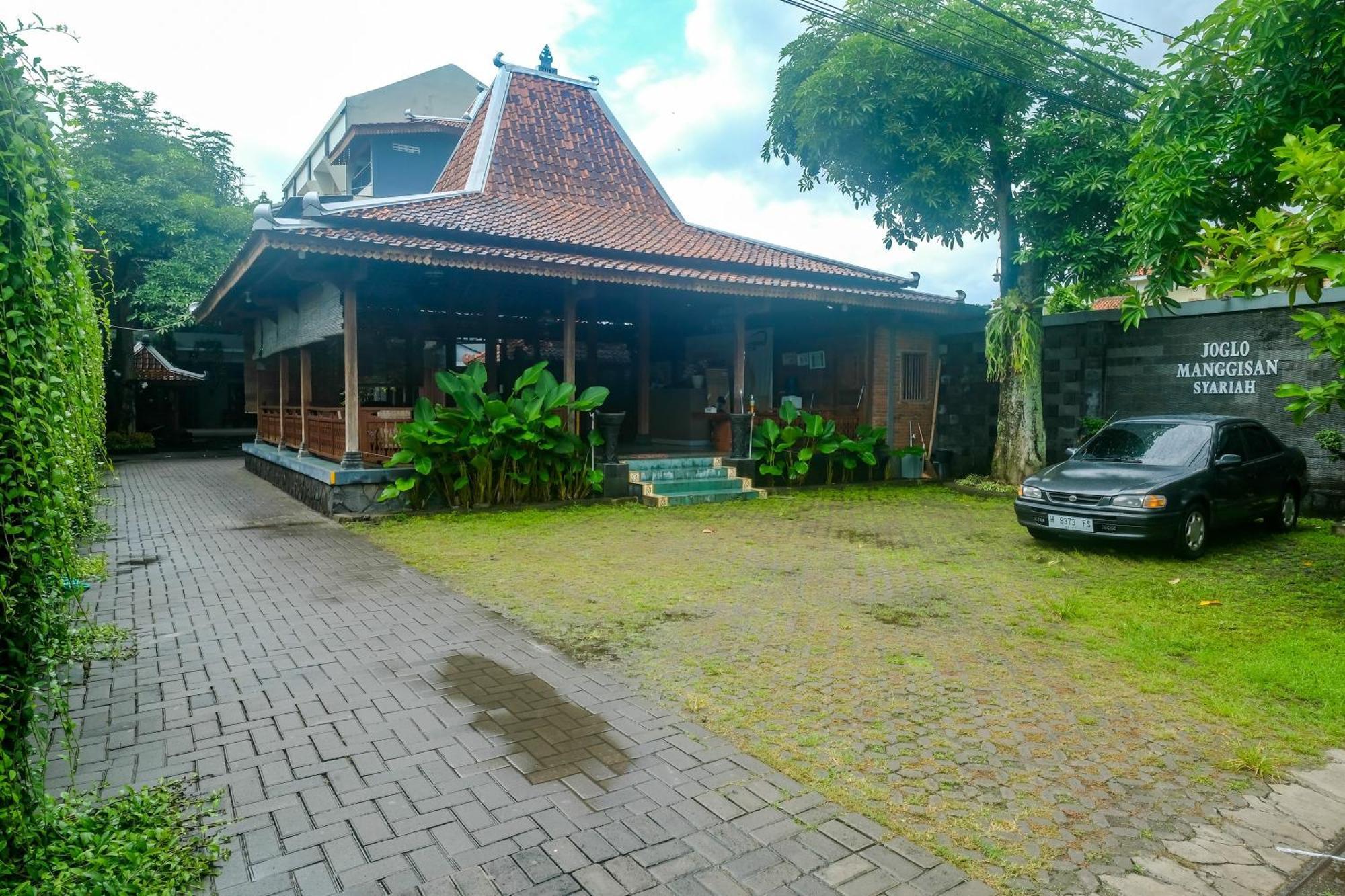 Hotel Joglo Manggisan Syariah Yogyakarta
