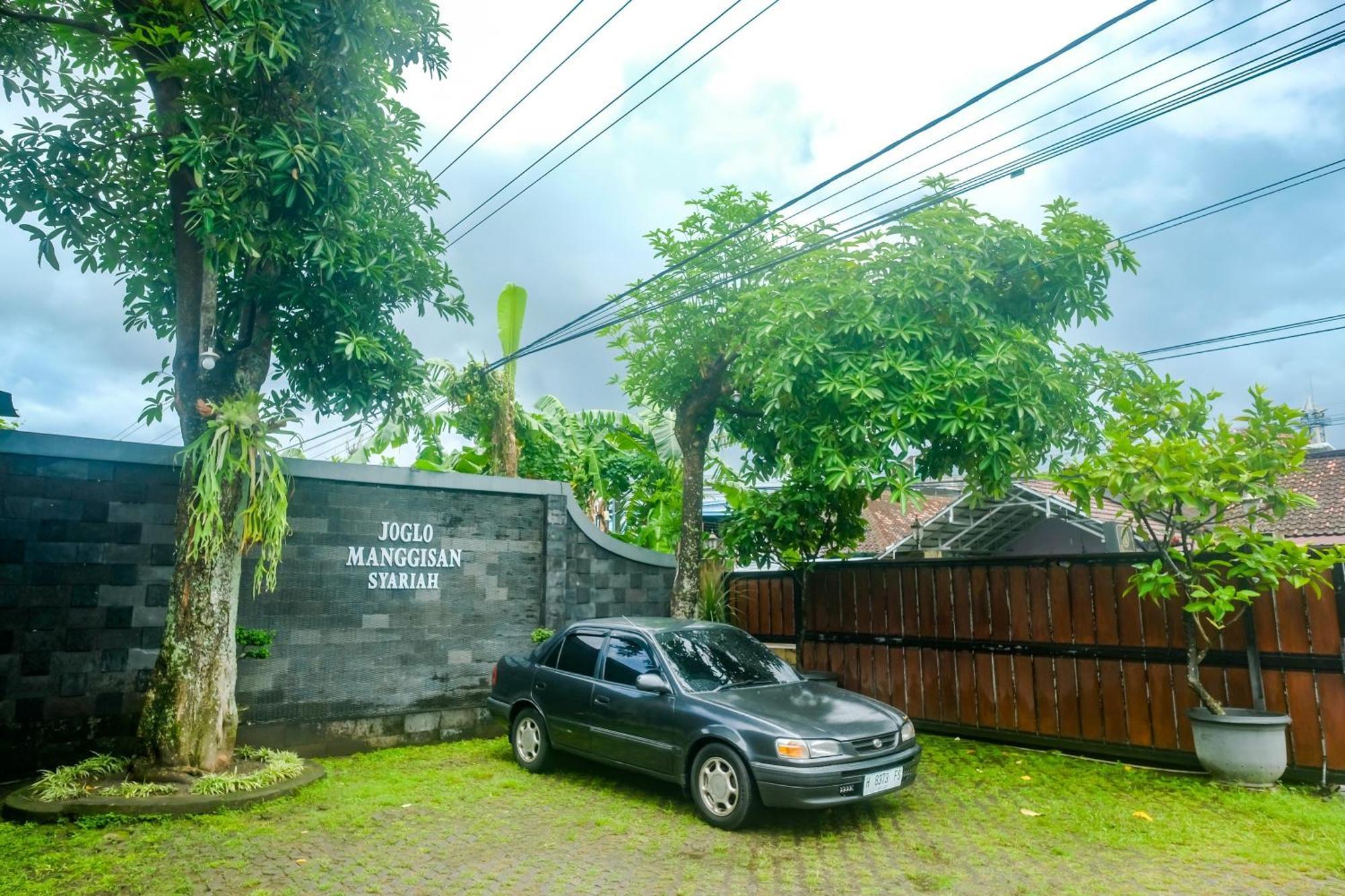 Joglo Manggisan Syariah Hotel