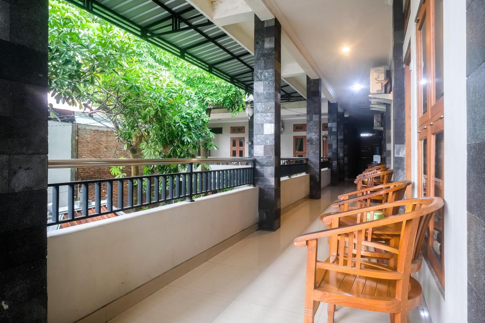 Joglo Manggisan Syariah Hotel Yogyakarta